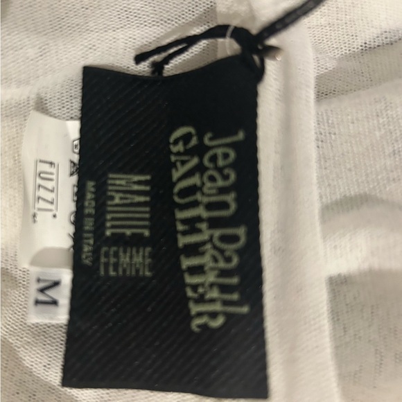 This is a vintage new with tags iconic Jean Paul Gaultier top. Size medium. Rare - Picture 10 of 16